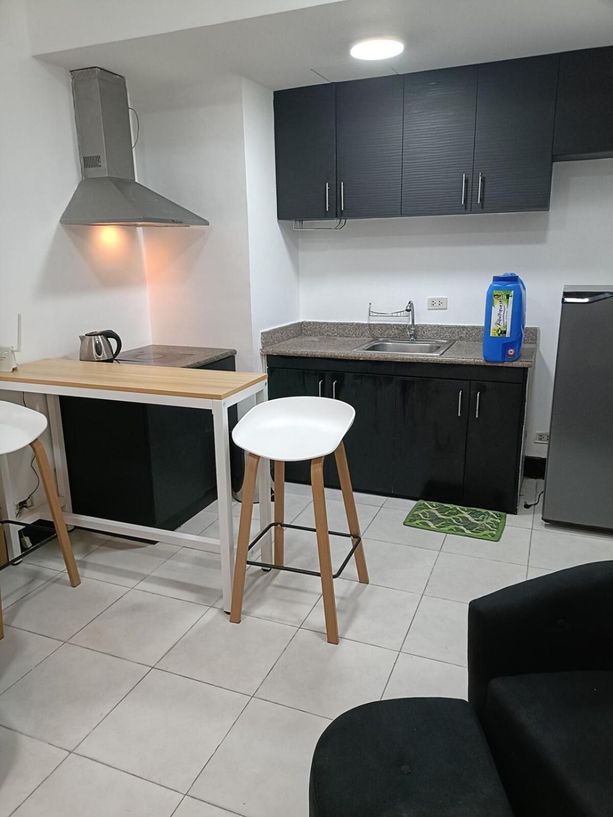Apartment A Place To Relax & Have Privacy Manila